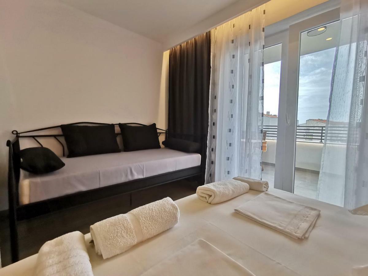 Apartments Tonkita With Jacuzzi Makarska Luaran gambar